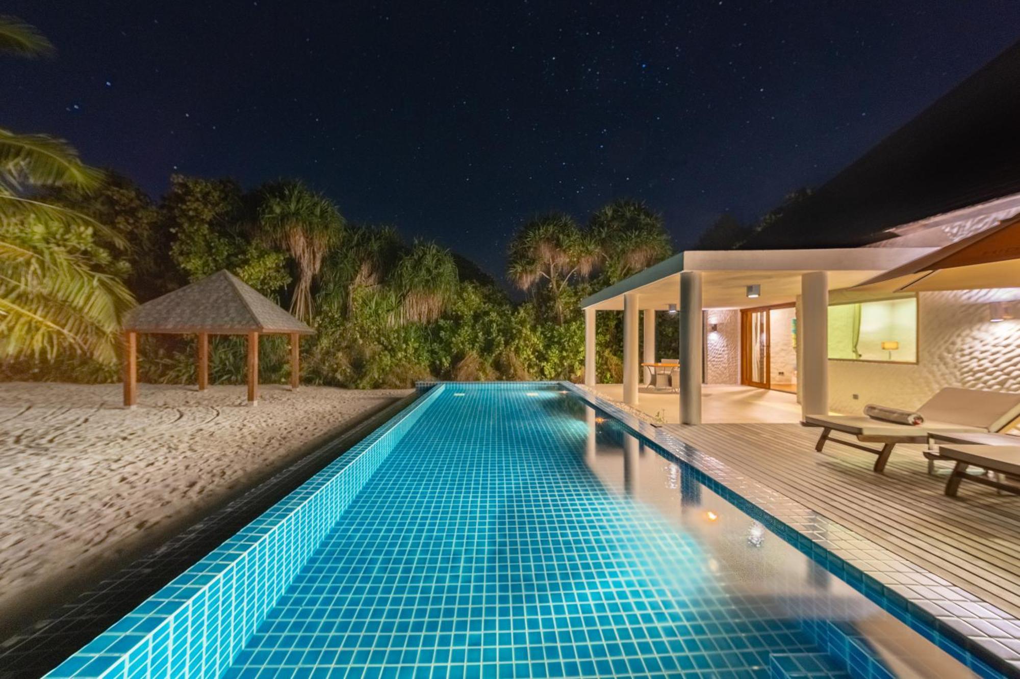 ไฮด์อเวย์ บีช รีสอร์ต แอนด์ สปา Hotel Dhidhdhoo  ภายนอก รูปภาพ
