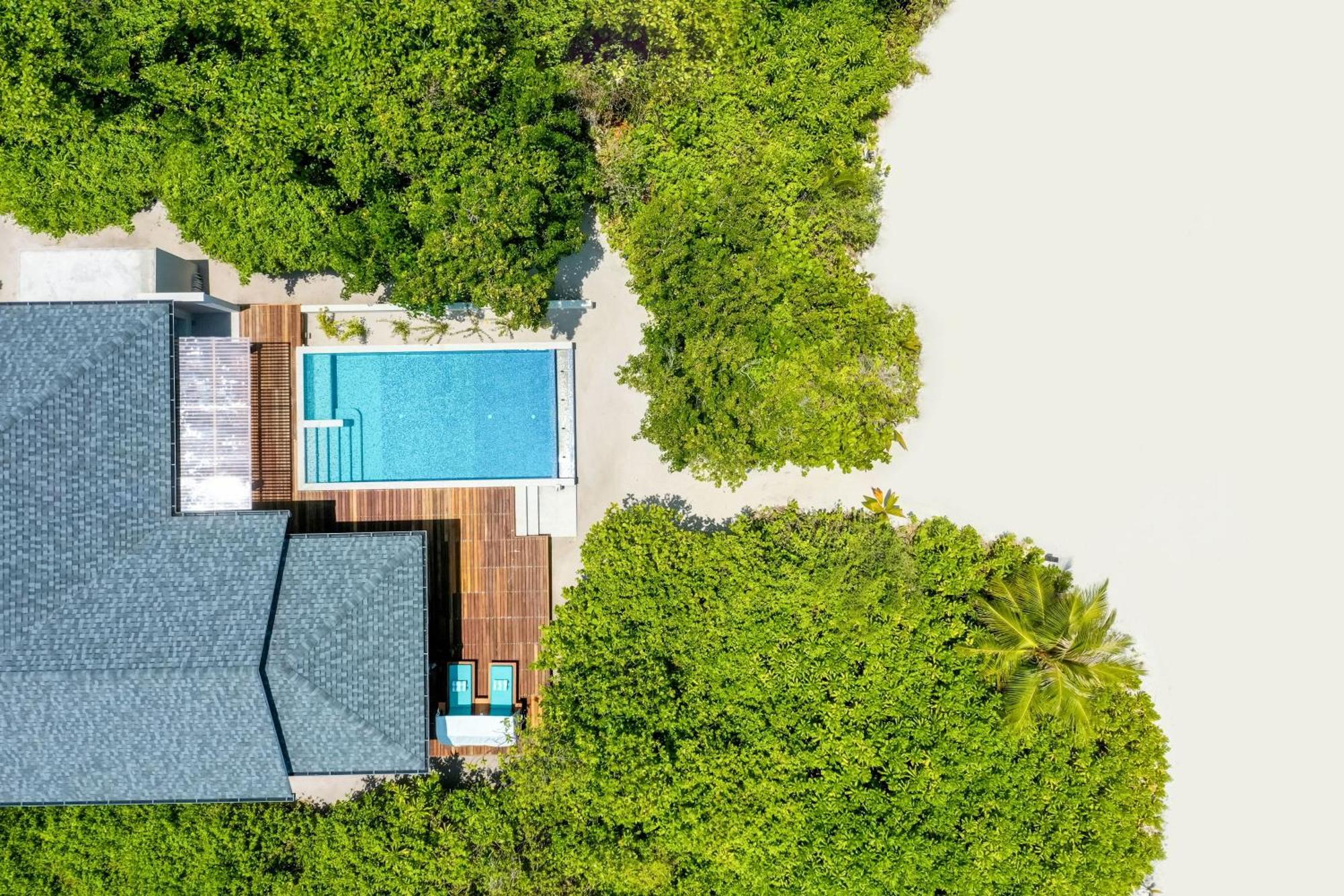 ไฮด์อเวย์ บีช รีสอร์ต แอนด์ สปา Hotel Dhidhdhoo  ภายนอก รูปภาพ