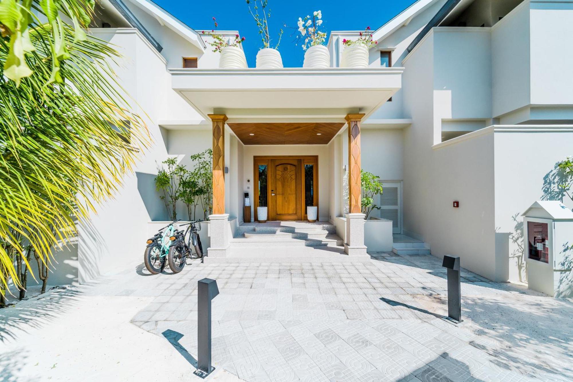 ไฮด์อเวย์ บีช รีสอร์ต แอนด์ สปา Hotel Dhidhdhoo  ภายนอก รูปภาพ