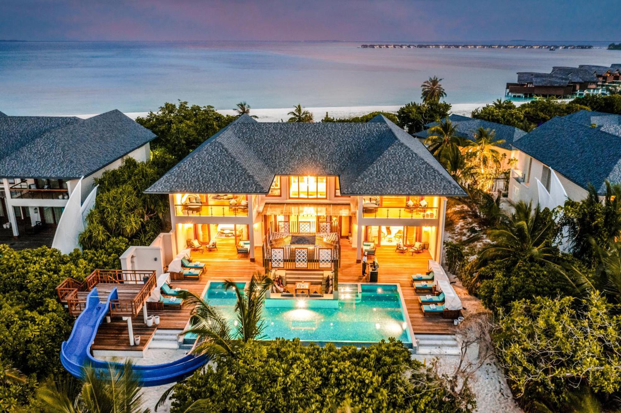 ไฮด์อเวย์ บีช รีสอร์ต แอนด์ สปา Hotel Dhidhdhoo  ภายนอก รูปภาพ