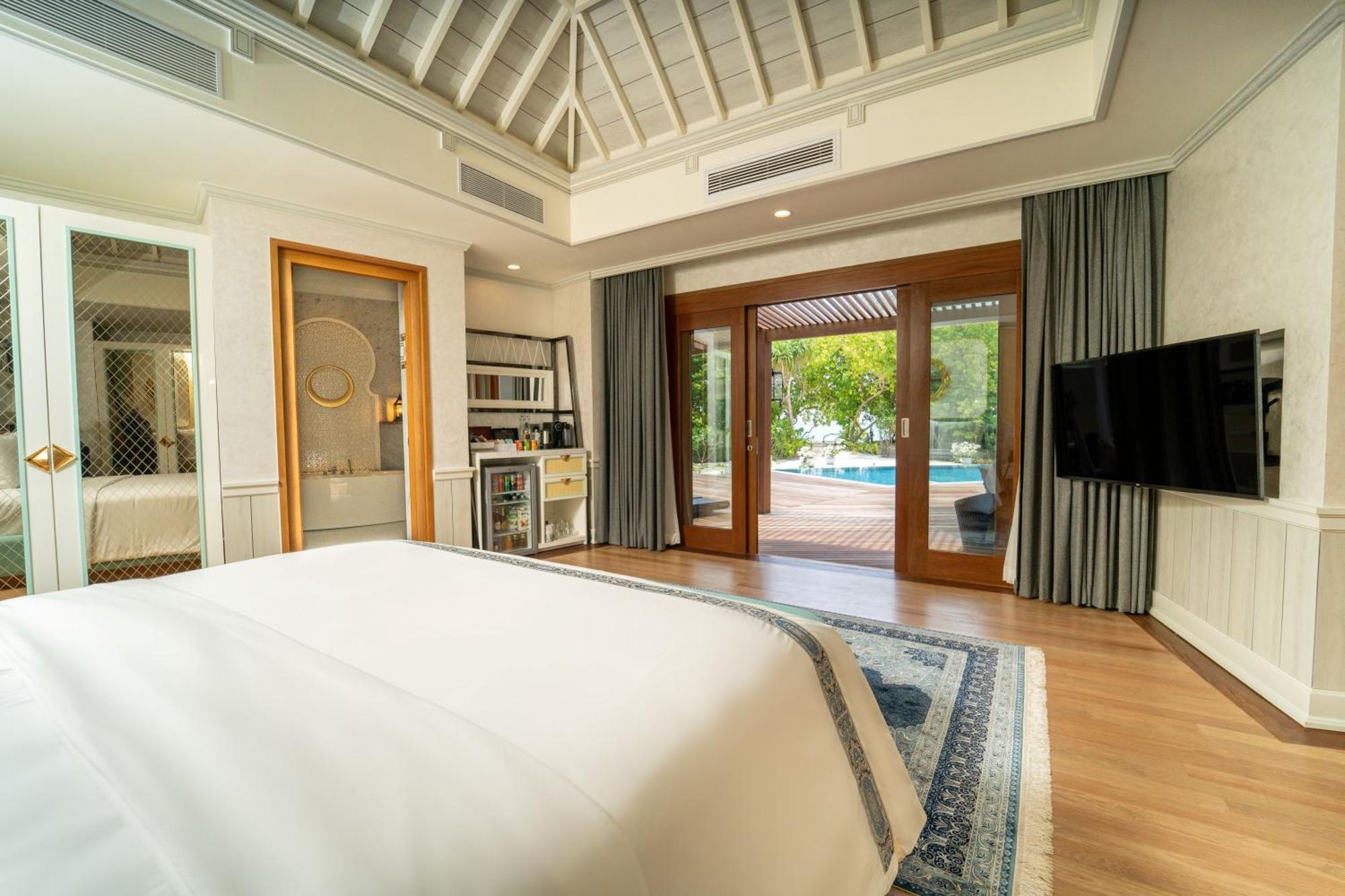 ไฮด์อเวย์ บีช รีสอร์ต แอนด์ สปา Hotel Dhidhdhoo  ภายนอก รูปภาพ